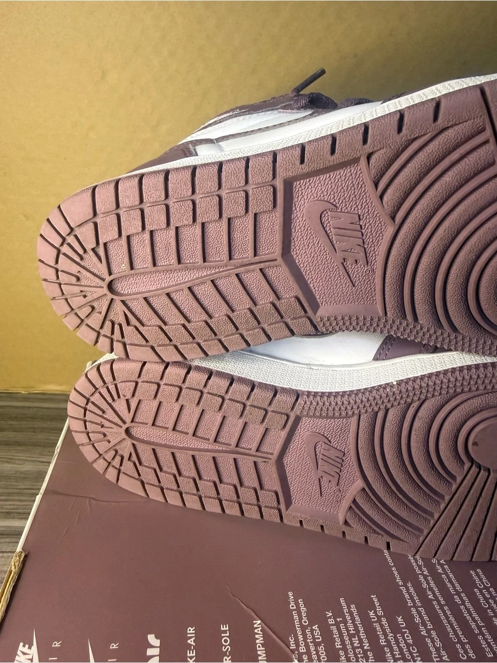 Nike Kids High-Top Sneakers Mauve & White and Purple high O.G